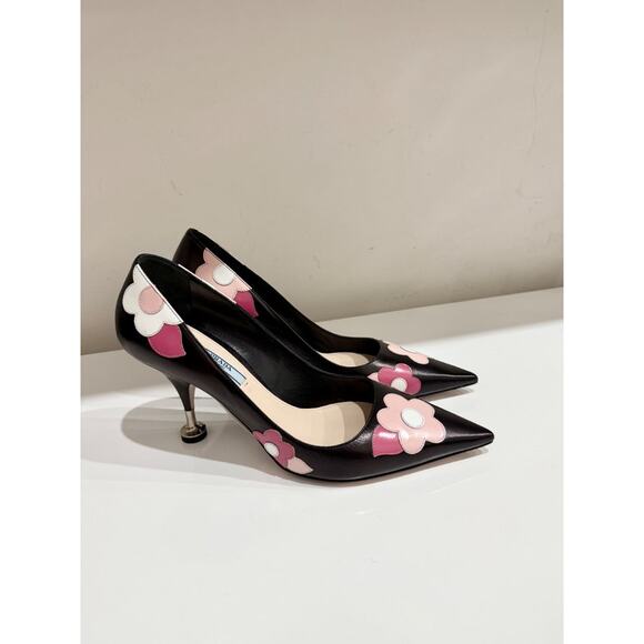 Prada Orchidea Nappa Leather Flower Fiori 85mm Pointed Toe Pump Black EU 40.5 - Picture 3 of 6